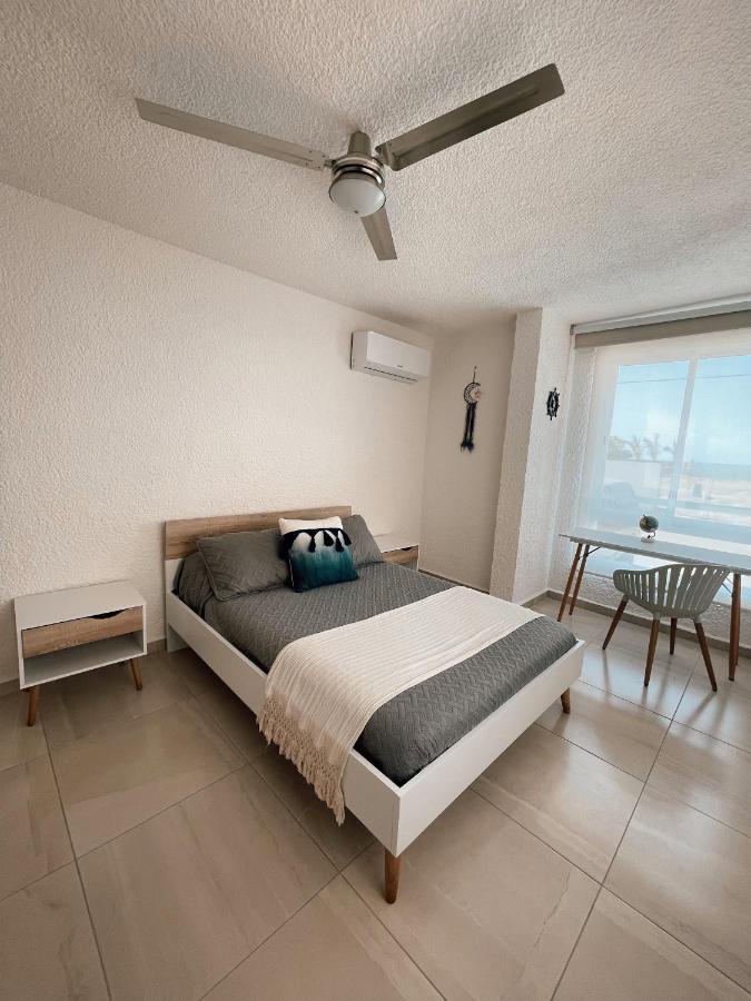 Hermoso Departamento Nuevo A 50 Metros De Playa!! マンサニージョ エクステリア 写真