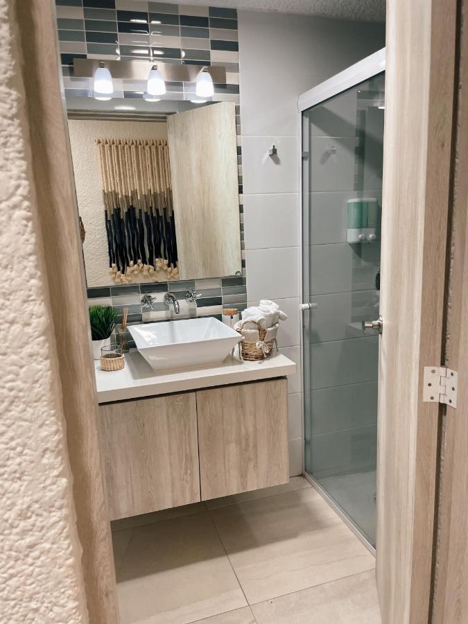 Hermoso Departamento Nuevo A 50 Metros De Playa!! マンサニージョ エクステリア 写真